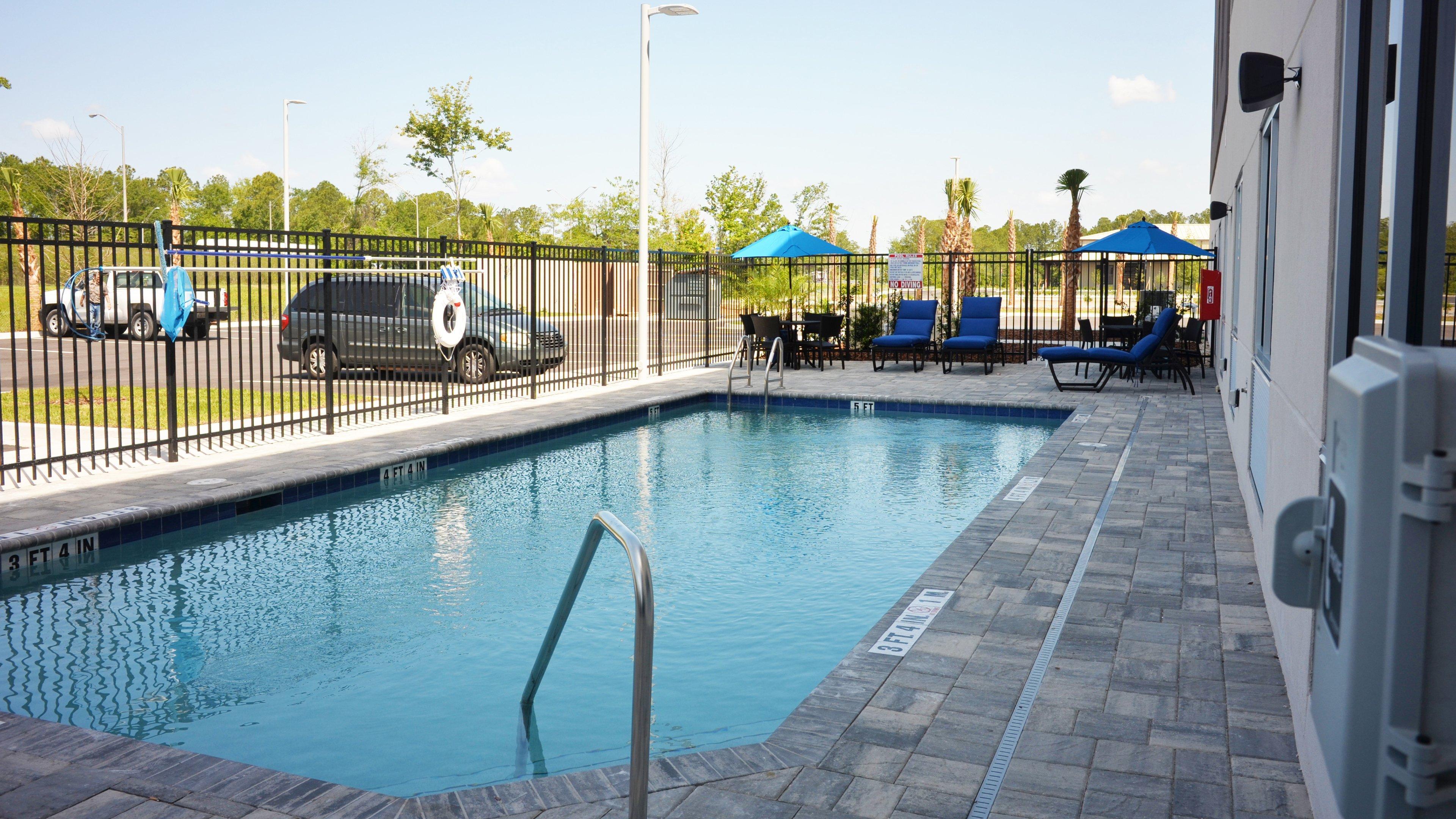 Holiday Inn Express & Suites - Jacksonville W - I295 And I10 By Ihg Esterno foto
