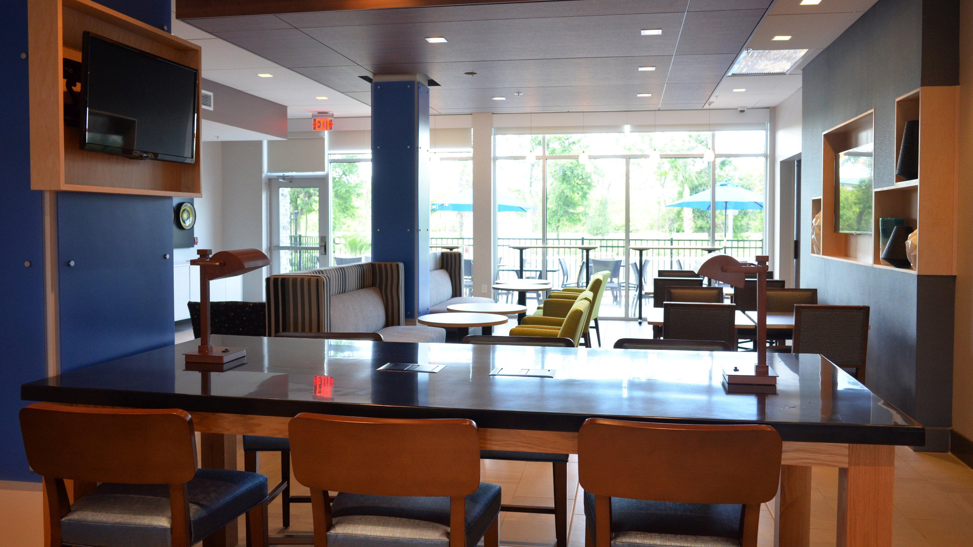 Holiday Inn Express & Suites - Jacksonville W - I295 And I10 By Ihg Esterno foto