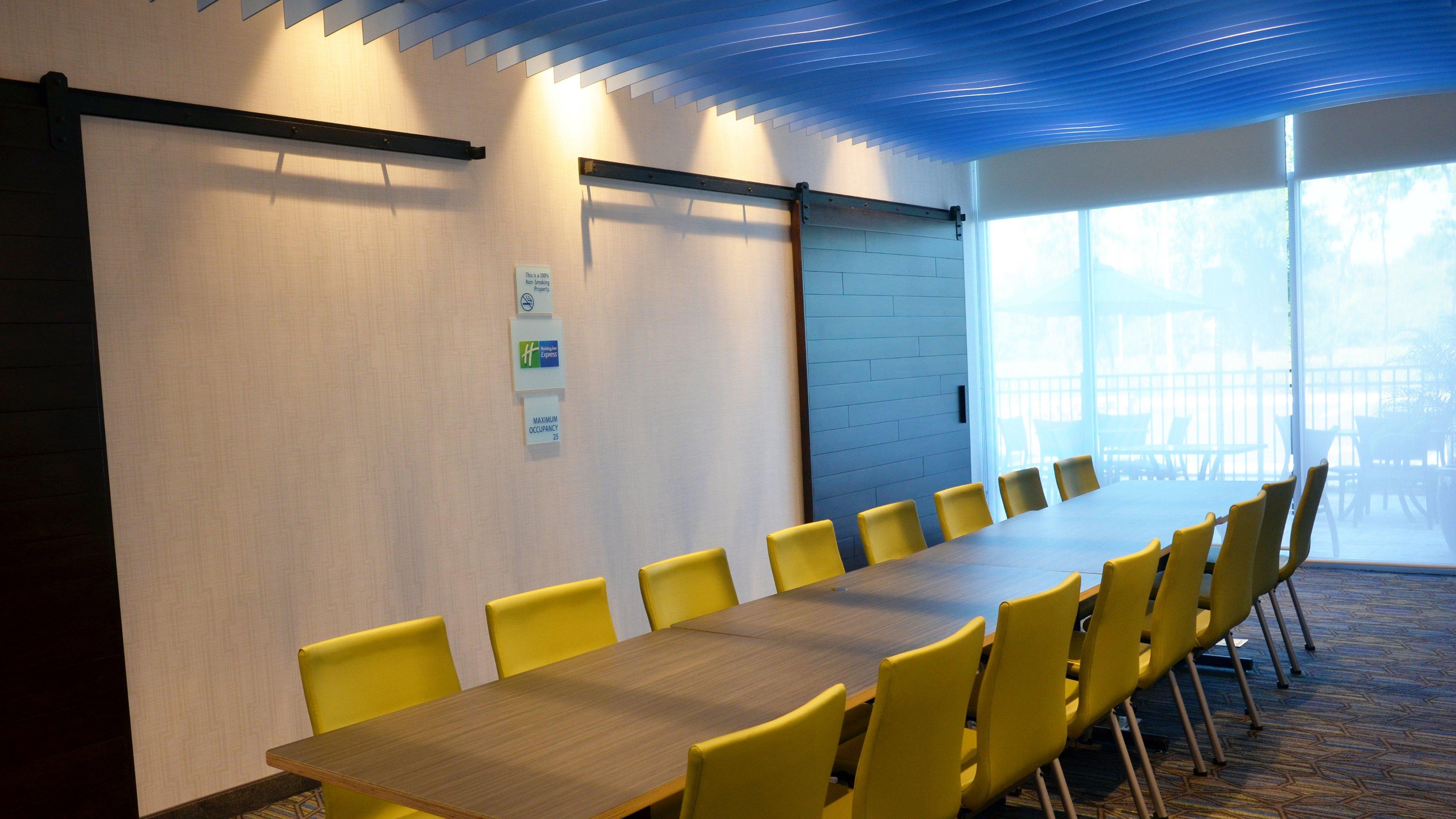 Holiday Inn Express & Suites - Jacksonville W - I295 And I10 By Ihg Esterno foto